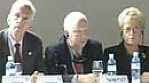 Ariel Sharon menace les juifs ultranationalistes