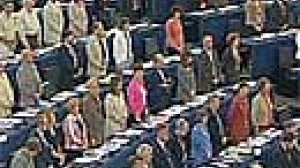 Le Parlement européen a été l’un des premiers à réagir