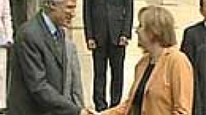 Angela Merkel et Jacques Chirac testent leur vision de l’axe franco-allemand