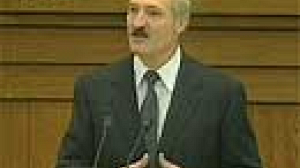Bélarus : Loukachenko durcit son bras de fer avec la Pologne et les occidentaux