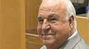 Germany’s Kohl gives key testimony at corruption trial