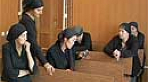 Beslan mothers end courtroom sit-in