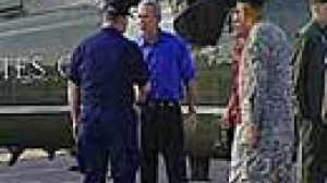 George Bush tente de redorer son image et se rend en Louisiane