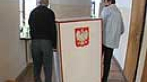 Decision day for Poles at the polls