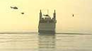 Commandos raid ship hijacked in French strike row