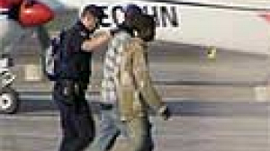 Après un nouvel assaut à Melilla, Madrid rapatrie 70 immigrés