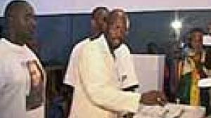 Football hero bids for Liberian presidency