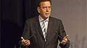 Schroeder confirme son retrait