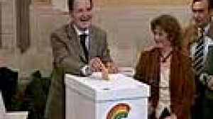 Prodi set for comeback but violence marrs Italian vote