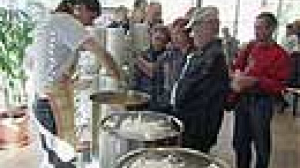 WFP calls on governments to donate more for anti-poverty drive