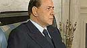 Irak : Berlusconi dit avoir mis en garde Bush avant la guerre
