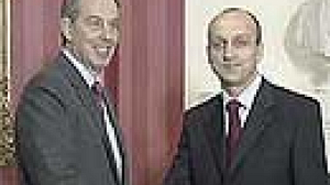 Budget européen : les nouveaux membres mettent la pression sur Tony Blair