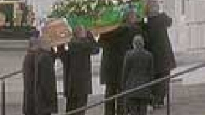 Belfast bids farewell to football hero