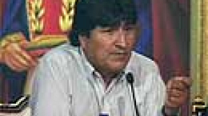 Morales gets backing from Venezuela for defence of coca farmers