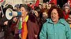 Thousands demonstrate in Italy to defend women’s and gay rights
