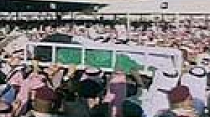 Crowds mourn at funeral of Kuwait ruler