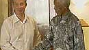 Blair wins vote on ID cards