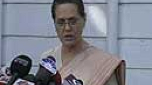 Inde : Sonia Gandhi cède aux pressions de l’opposition nationaliste