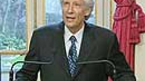 Pas de retrait du CPE pour Dominique de Villepin, mais le dialogue doit continuer