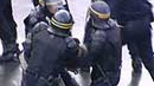 Les anti-CPE toujours aussi nombreux dans la rue, des manifestations ponctuées par des incidents.