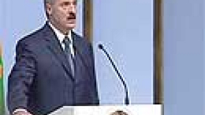 Lukashenko takes swipes at West