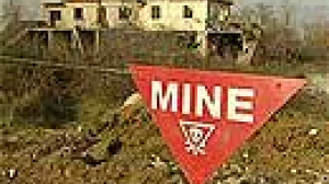 Des mines anti-personnel en forme de jouets, destinées à tuer et à mutiler