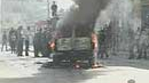 Palestinians clash as leaders talk
