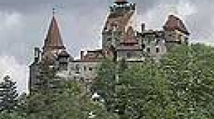 Romania returns “Dracula’s Castle” to royal owners