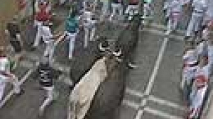 Bull pull fills San Firmin streets