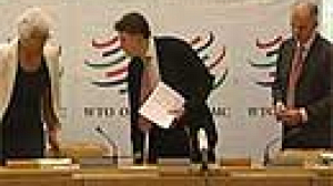 World trade talks suspended