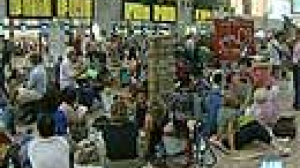 Chaos reigns at Barca airport