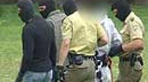 Un suspect de terrorisme toujours en fuite