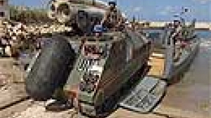 UN force beginss patrolling in Lebanon