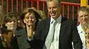 Le dernier discours de Tony Blair devant les siens