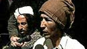 Un attentat suicide tue des civils et un soldat britannique en Afghanistan