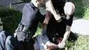 Nouveau scandale après une arrestation très musclée