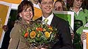 Dutch vote gives split result but with surprises