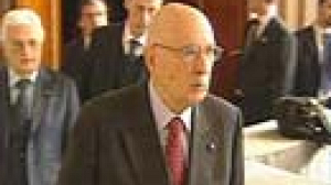 Italie : consultations pour sortir de la crise