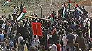 Manifestation contre la “clôture de séparation” israélienne