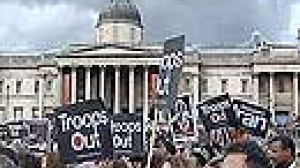 Les pacifistes britanniques dans la rue