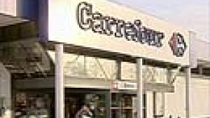 Carrefour’s chairman quits as Arnault buys a major stake