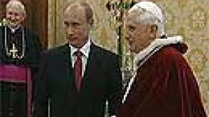 Rencontre Poutine – Benoît XVI au Vatican