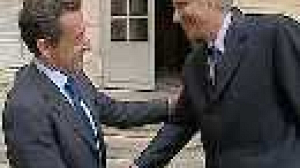 French presidential rivals step up bid for extra votes