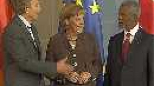 Merkel pledges to reinvigorate aid for Africa