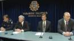 Estonian government calls for calm after statue riot