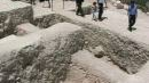Burial site find ends 2000-year mystery