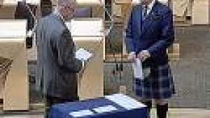 Scottish deputies sworn in at Holyrood
