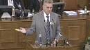 L’ultra-nationaliste serbe Tomislav Nikolic jette l‘éponge à peine cinq jours après son élection à la tête du Parlement