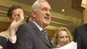 L’Irlande aux législatives : le parti de Ahern favori