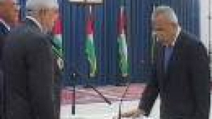 Le nouveau gouvernement palestinien a prêté serment